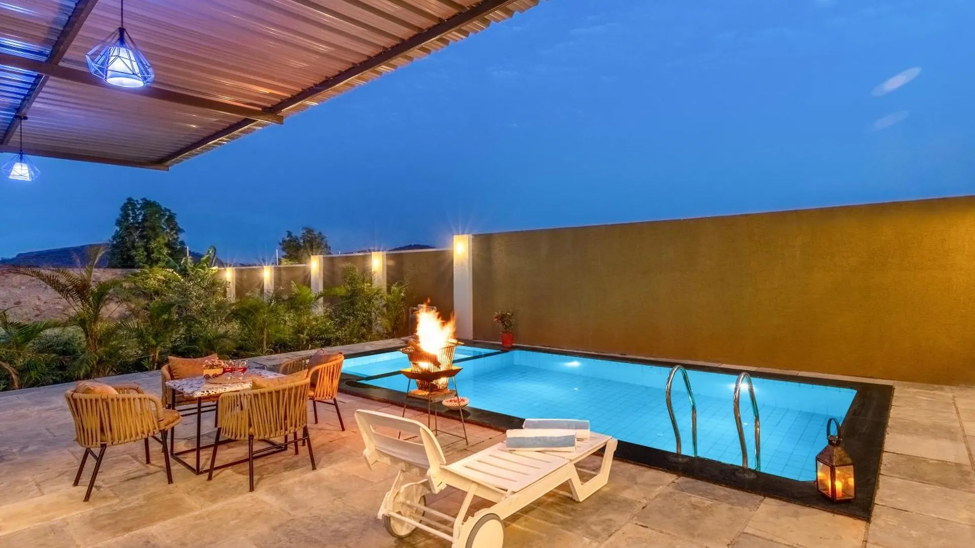 Elivaas 2 Bhk Pet Friendly Villa With Pvt Pool - Heaven In Hill Udaipur