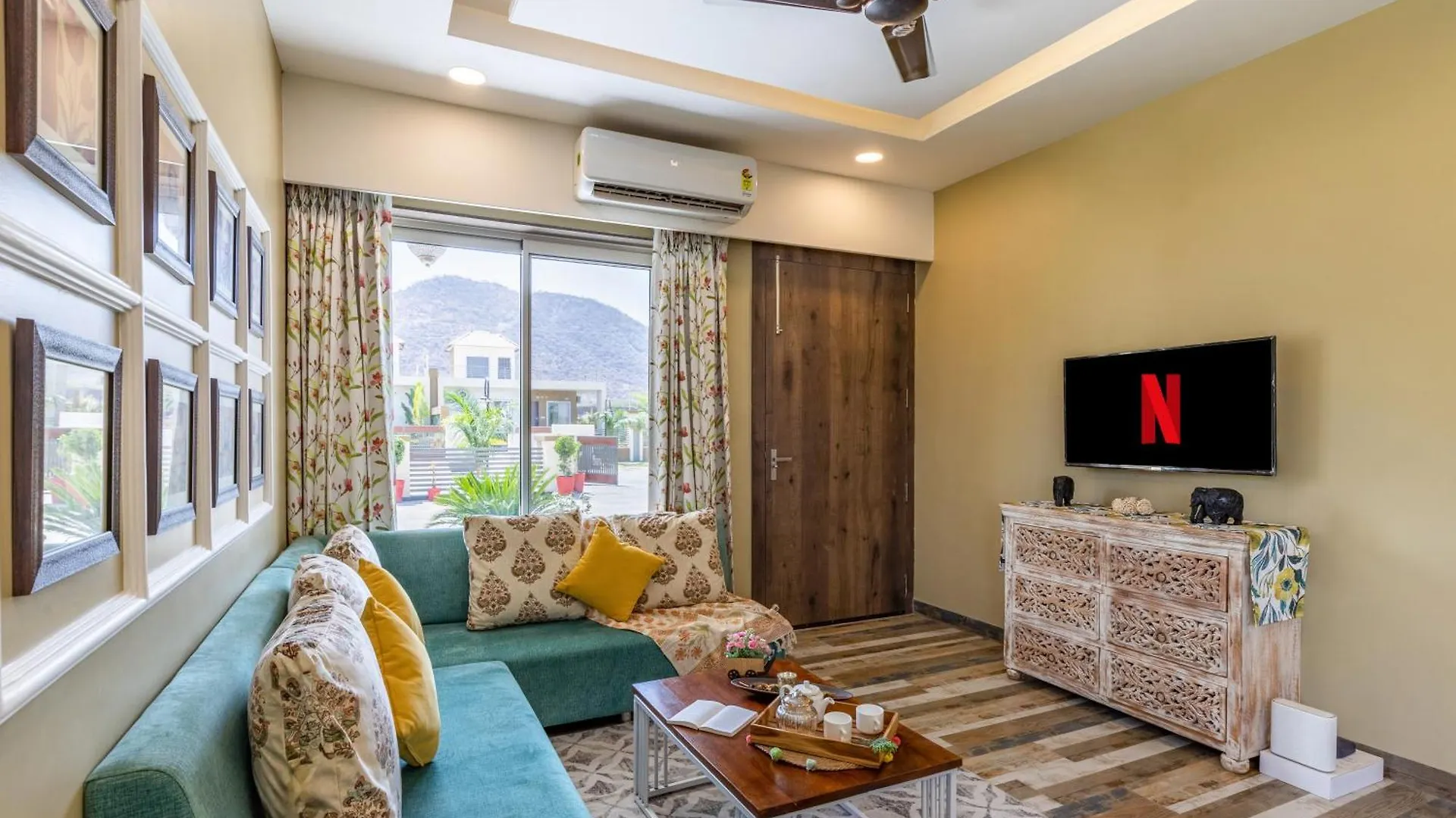 Elivaas 2 Bhk Pet Friendly Villa With Pvt Pool - Heaven In Hill Udaipur 0*,