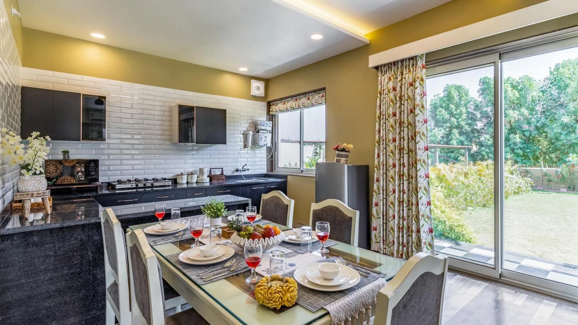 Elivaas 2 Bhk Pet Friendly Villa With Pvt Pool - Heaven In Hill Udaipur