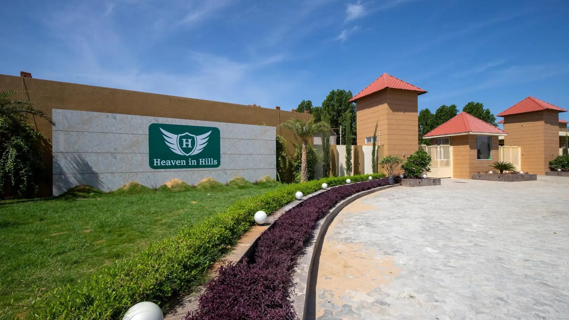 Elivaas 2 Bhk Pet Friendly Villa With Pvt Pool - Heaven In Hill Udaipur