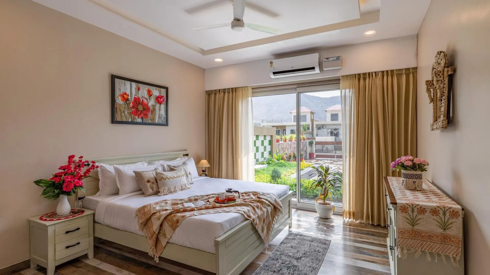 Elivaas 2 Bhk Pet Friendly Villa With Pvt Pool - Heaven In Hill Udaipur